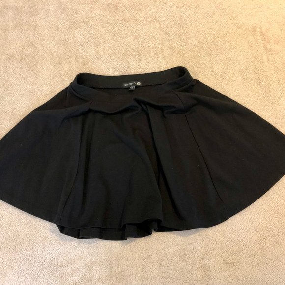 Cotton On Black Skirt XS - USED - Picture 4 of 5